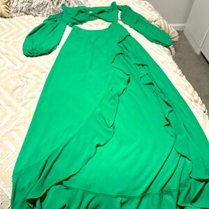 Size: Medium Color: Green